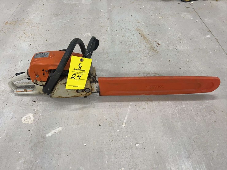 stihl-ms271-chain-saw-image-1