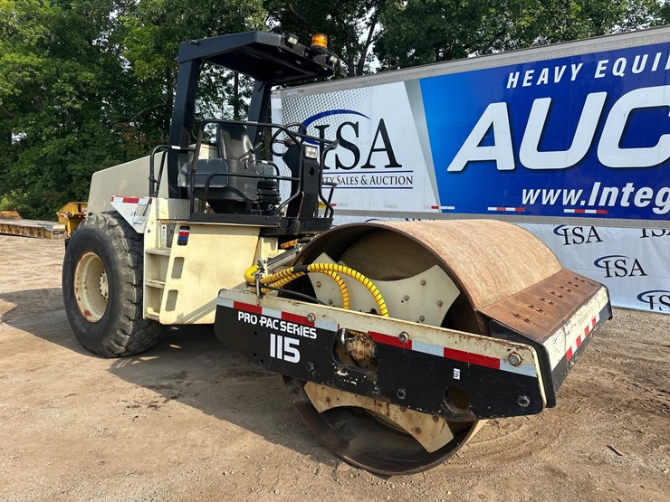 #2795-•-volvo-pro-pac-115-single-drum-compactor-image-7
