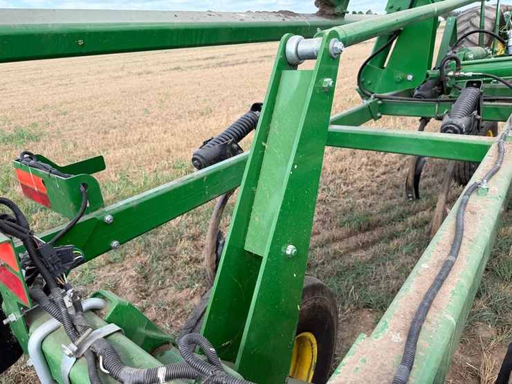 john-deere-2430-image-46