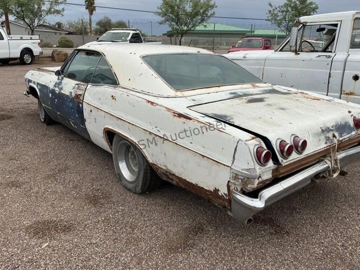1965-chevrolet-impala-sdn-image-6