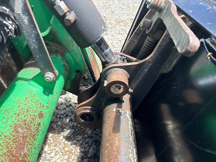 2019-bobcat-t550-image-12