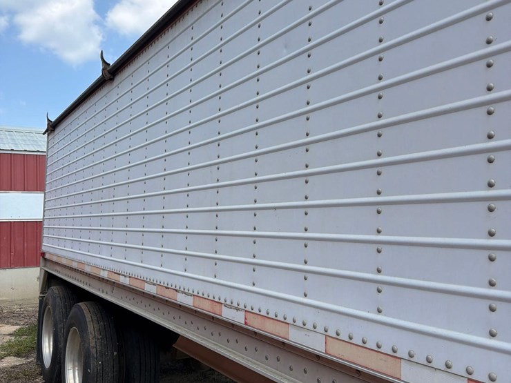 2003-wilson-grain-trailer-image-45