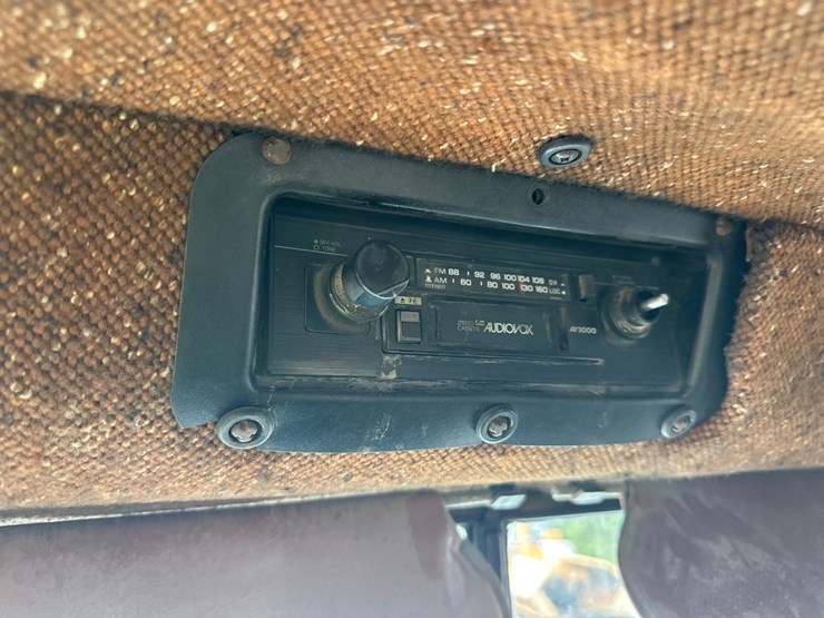 #2675-•-1989-international-day-cab-image-39
