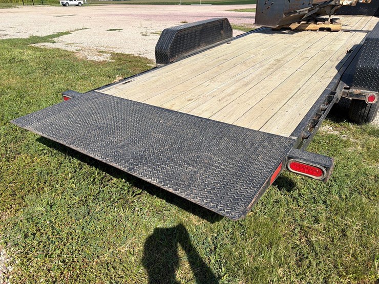 2012-pj-flatbed-image-5
