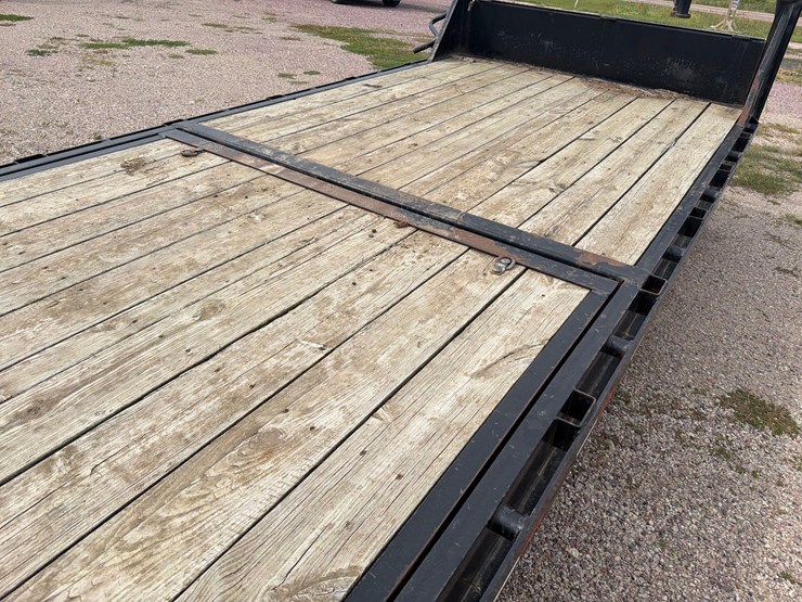 2012-pj-flatbed-image-31