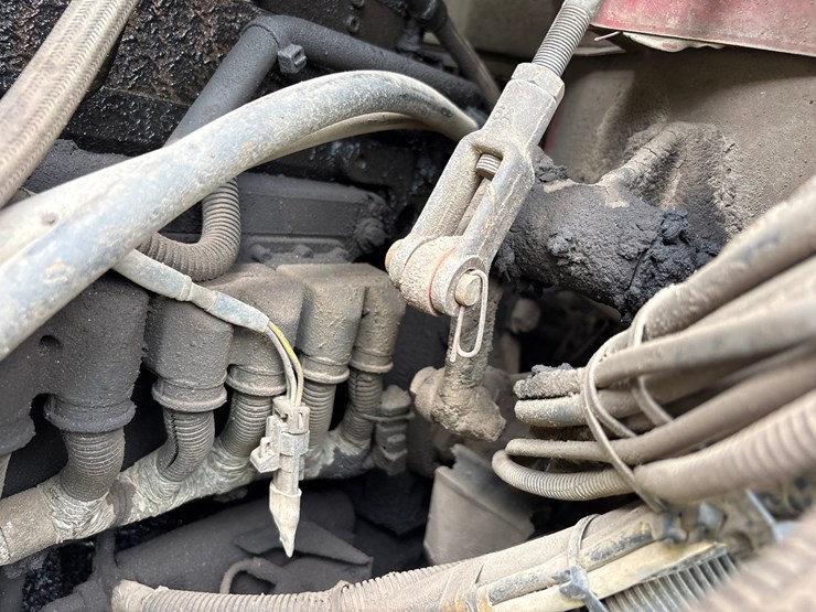 #61388-•-2004-international-5600i-quad-axle-dump-truck-image-30