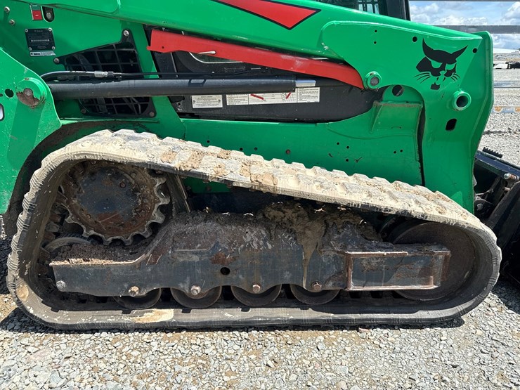 2019-bobcat-t550-image-52
