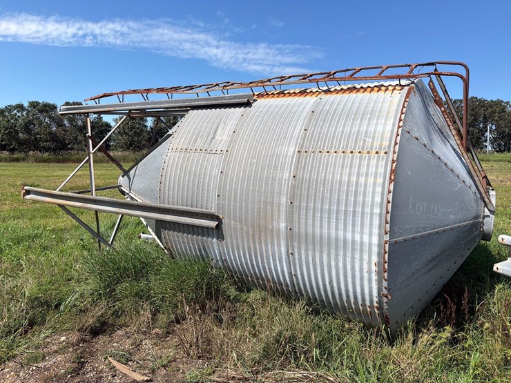 hog-slat-15-ton-bulk-bin-image-1