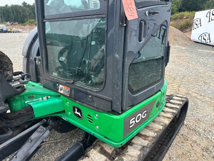 2019-deere-50g-image-35
