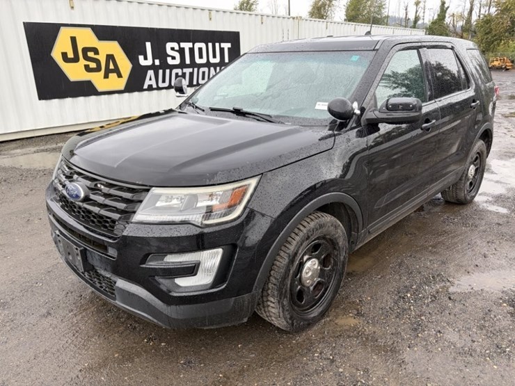2017-ford-explorer-image-1