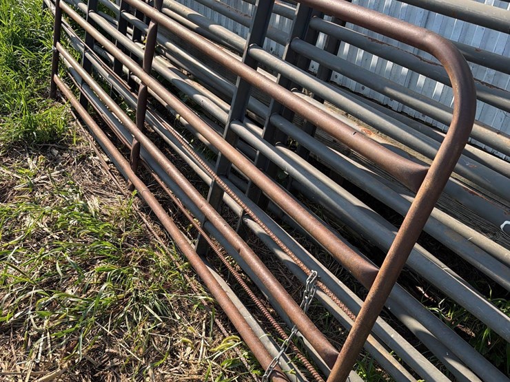 5-grey-gates-image-4