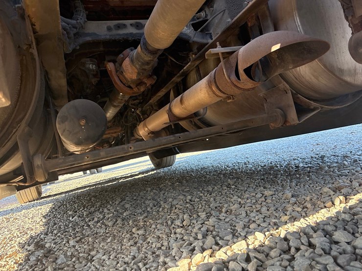 2014-kenworth-t680-image-89
