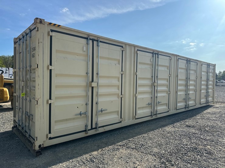 #5306-•-approx-40'-(5)-door-one-trip-shipping-container-image-1