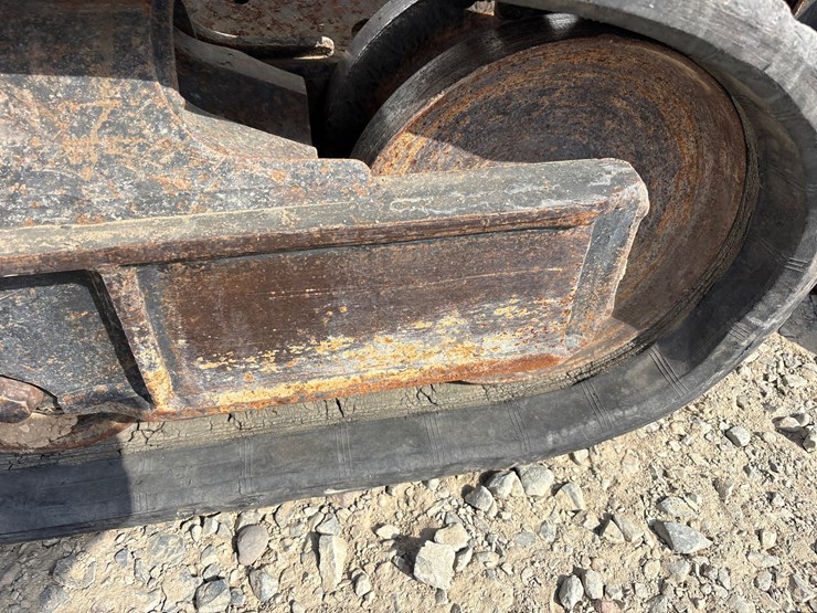 2016-bobcat-t630-image-67