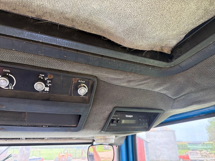 ford-8730-image-35