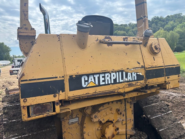 caterpillar-d4h-image-13