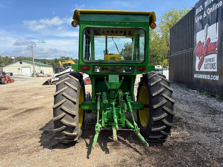 john-deere-3020-image-3
