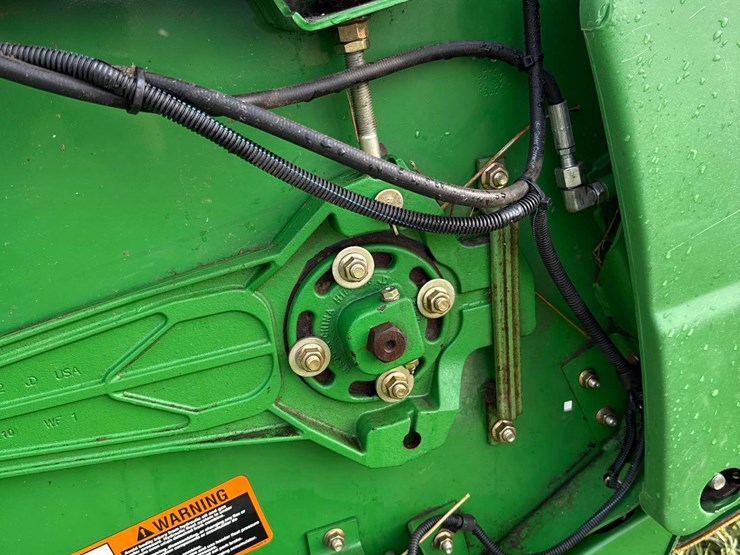 2009-john-deere-635f-image-44