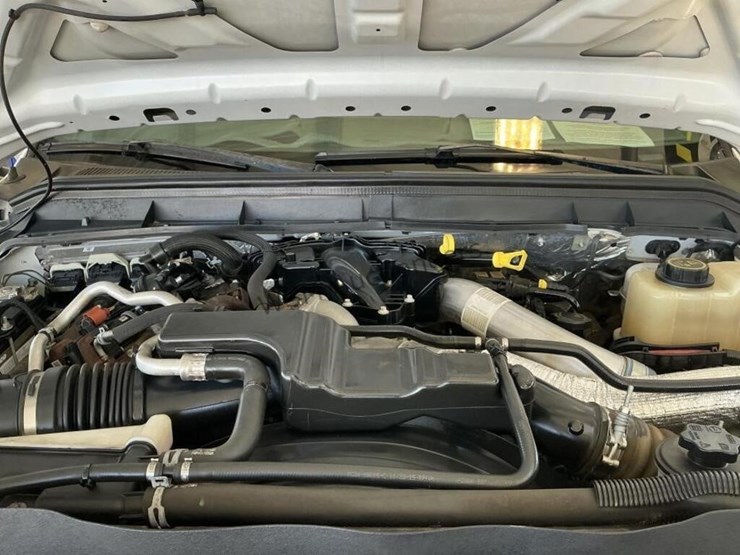 2016-ford-f550-image-10