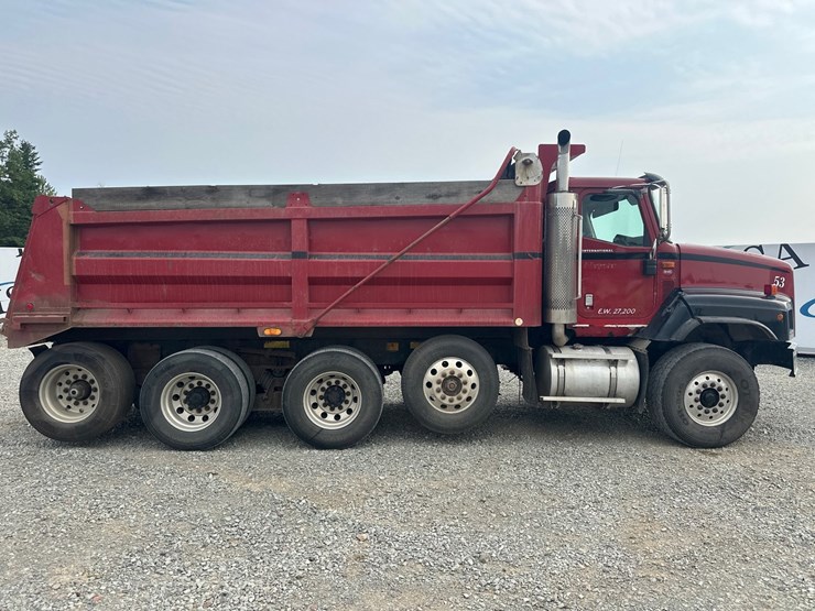 #61388-•-2004-international-5600i-quad-axle-dump-truck-image-6