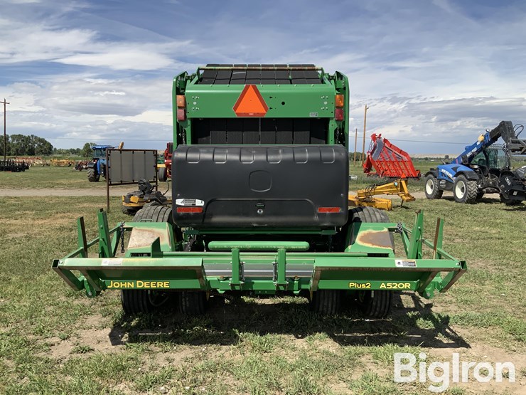 2018-john-deere-560m-image-6