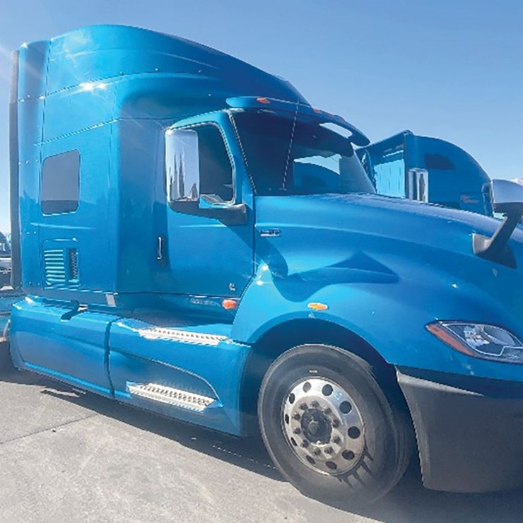 2020 INTERNATIONAL LT