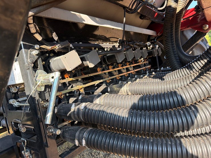 case-ih-550-image-44