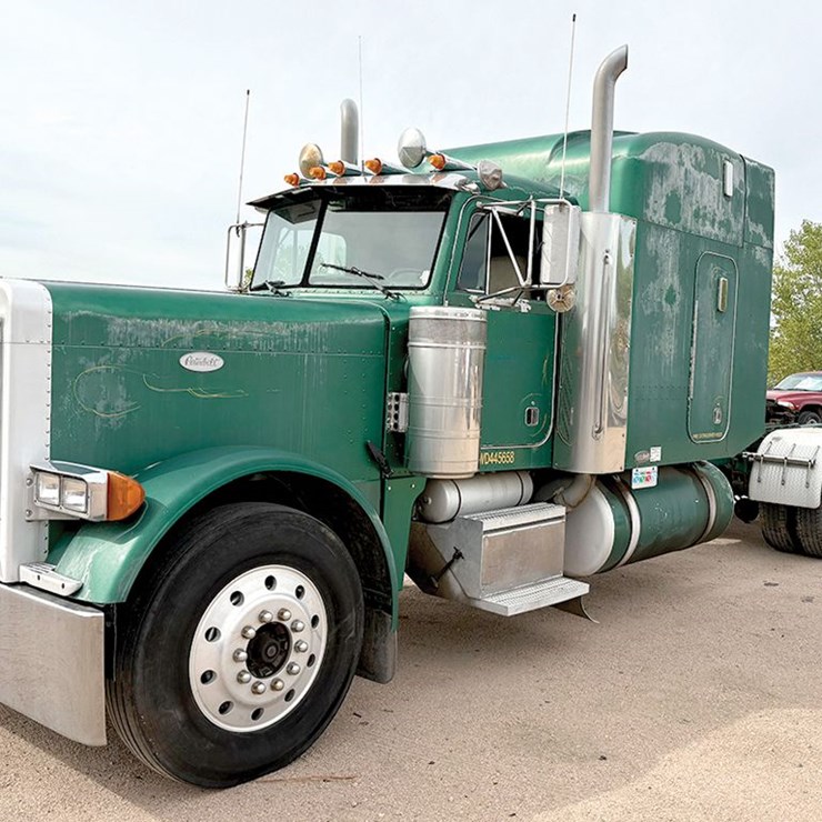 1998 PETERBILT 379