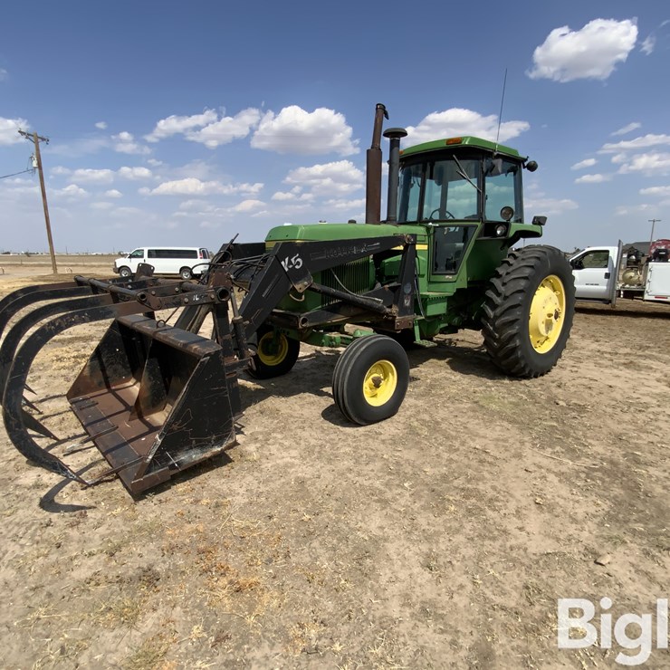 JOHN DEERE 4630