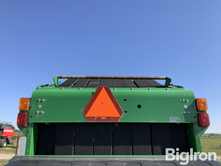 2018-john-deere-560m-image-20