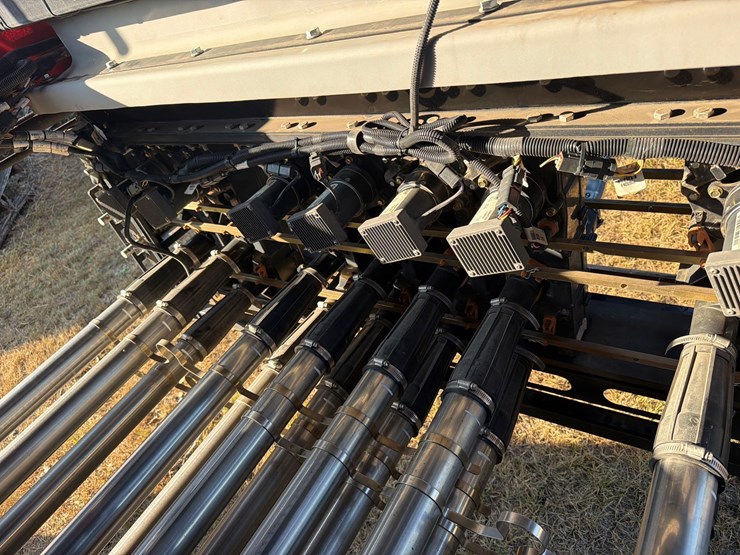 case-ih-550-image-35