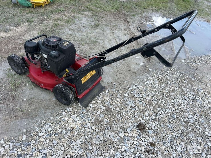 toro-w7780-push-mower-image-4