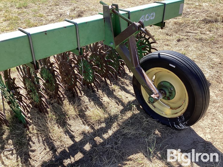 john-deere-400-image-12
