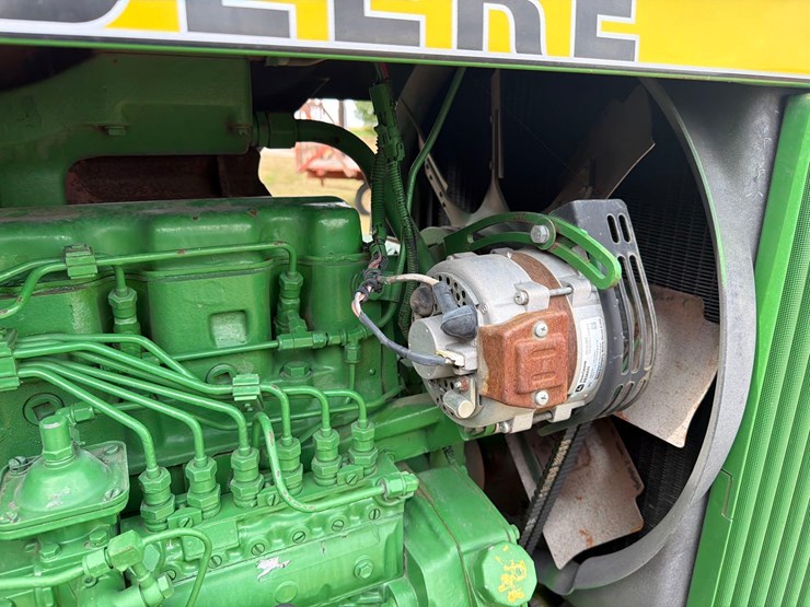 john-deere-4450-image-39
