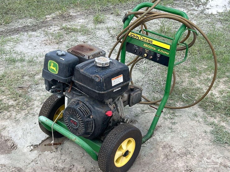 john-deere-3800psi-4.0-gpm-pressure-washer-image-1