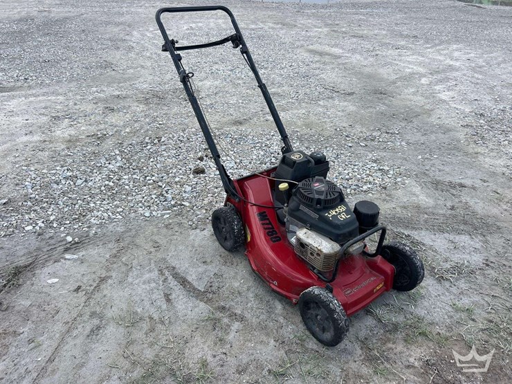 toro-w7780-push-mower-image-2