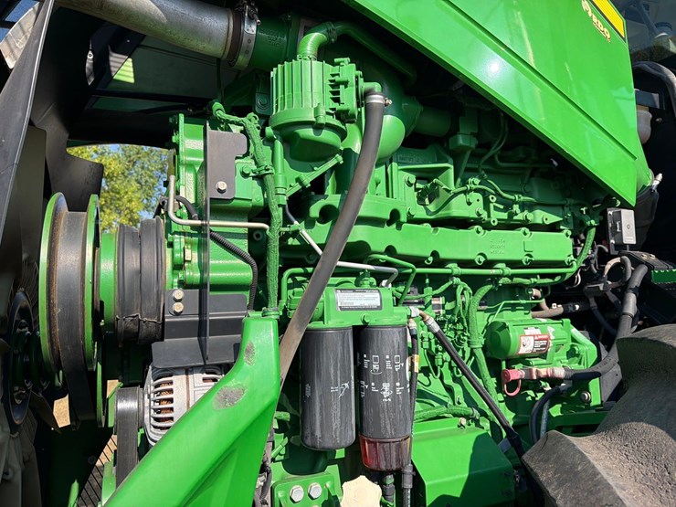 john-deere-9510r-image-33