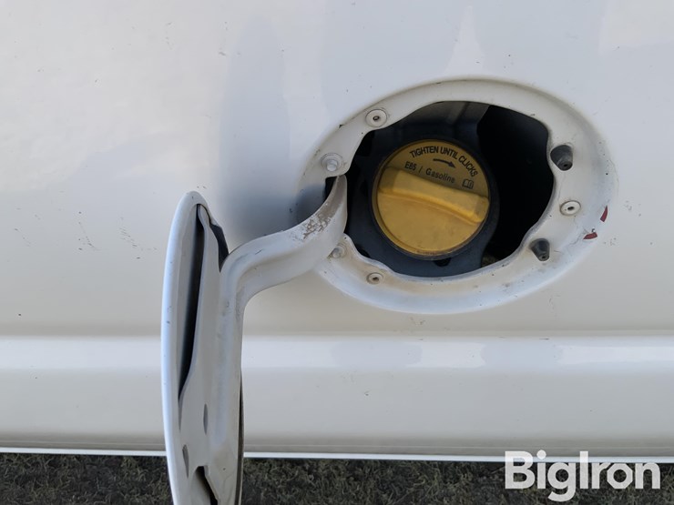 2012-ford-e250-image-9