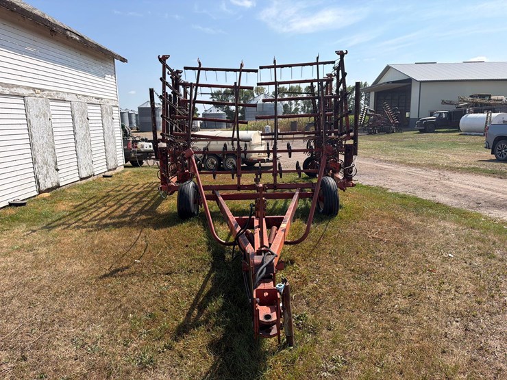 melroe-452-multi-weeder-image-14