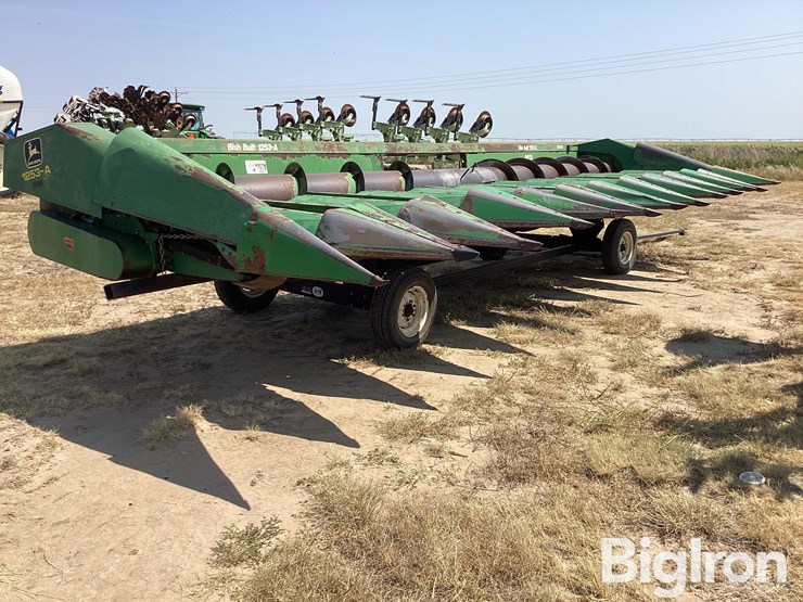 2012-john-deere-1253a-image-3