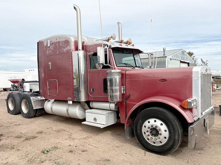 2007-peterbilt-379-image-1