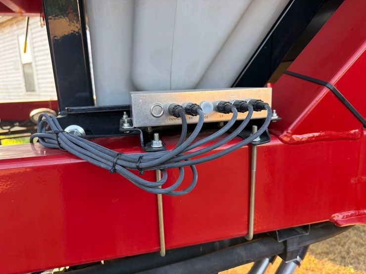 case-ih-550-image-34