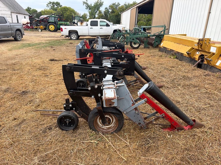 united-farm-tools-image-8