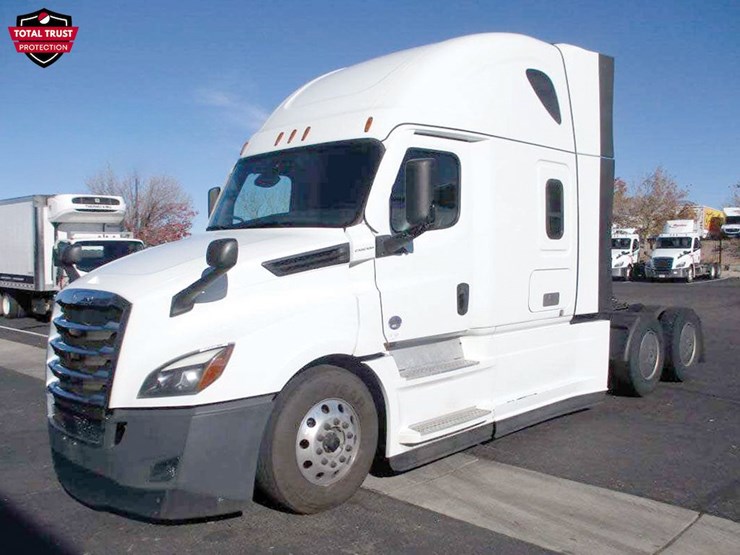 2022-freightliner-cascadia-126-image-1