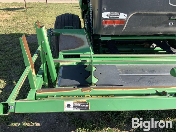 2018-john-deere-560m-image-19
