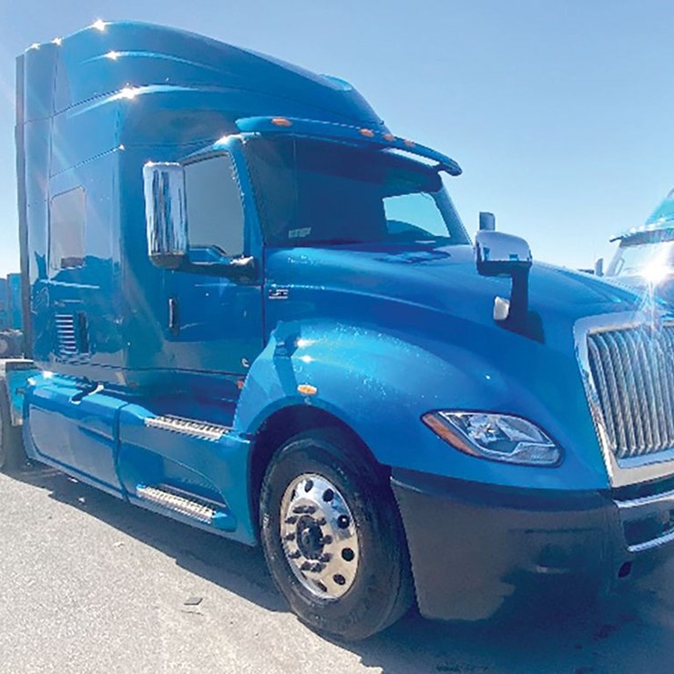 2020 INTERNATIONAL LT