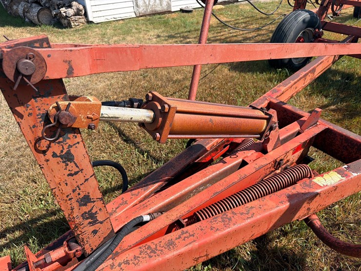 melroe-452-multi-weeder-image-17
