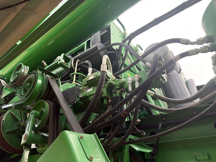 john-deere-9770-sts-image-33