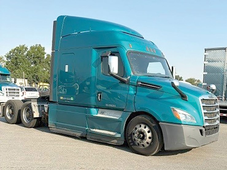2022-freightliner-cascadia-126-image-1