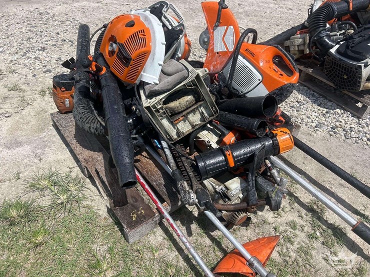 lawncare-equipment-image-3